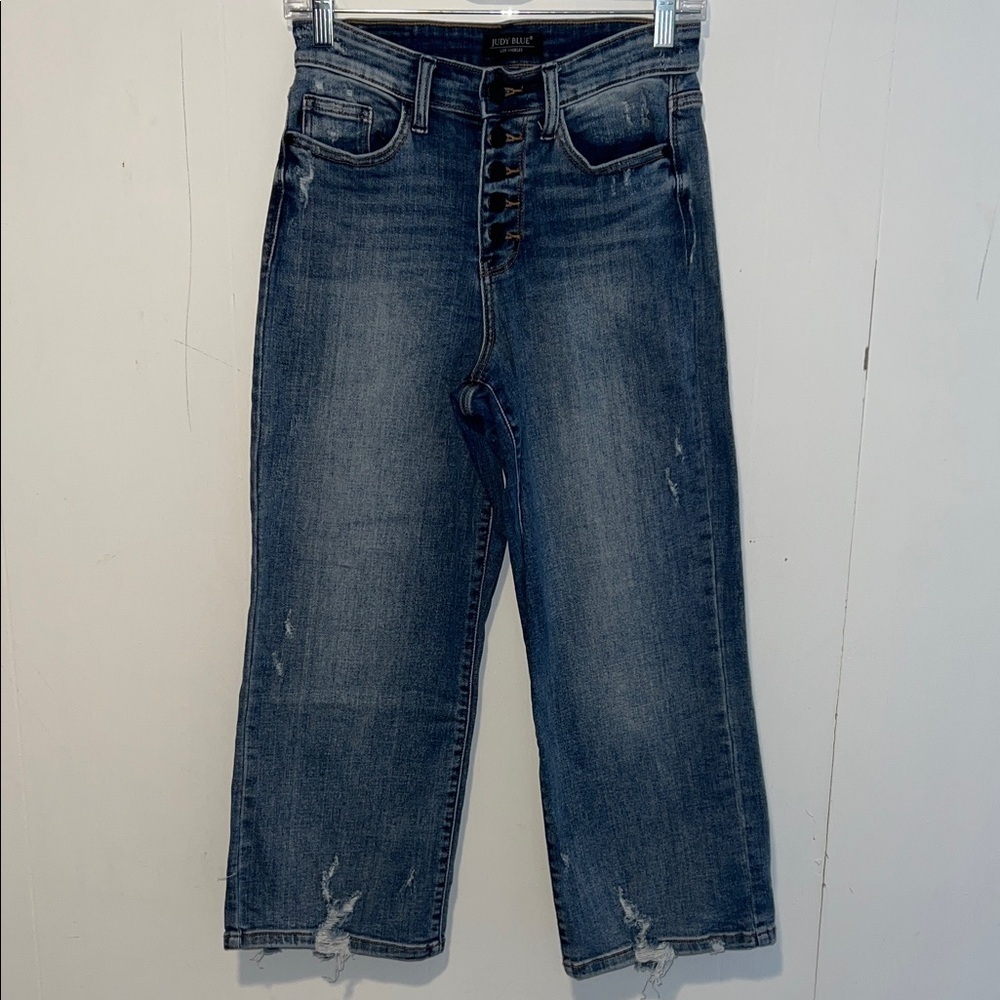 Judy Blue Dark Wash Button Fly Cropped Distressed Jeans P